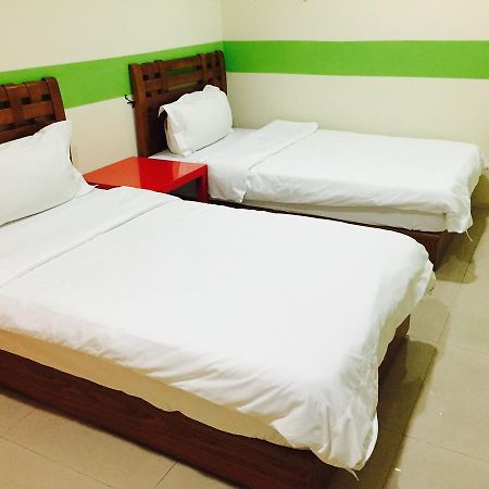 Station Backpackers Hostel Hualien City Εξωτερικό φωτογραφία